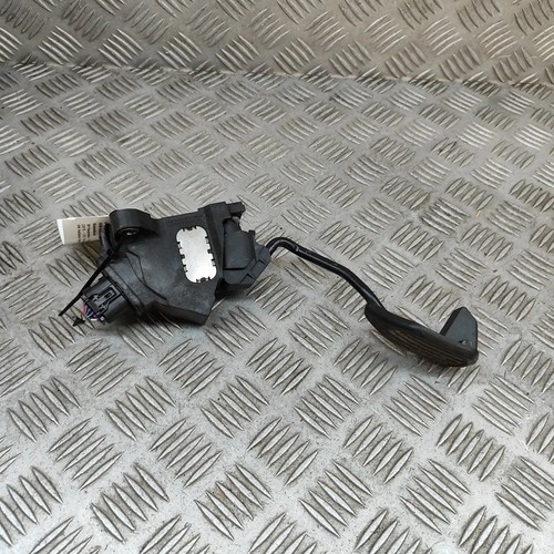 Toyota yaris p13 throttle - toyota,