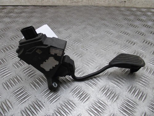 Toyota yaris accelerator - yaris,