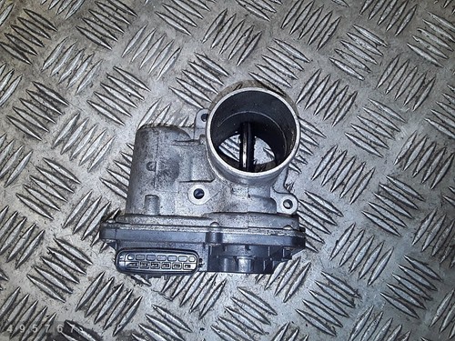 2014 toyota yaris throttle - toyota,