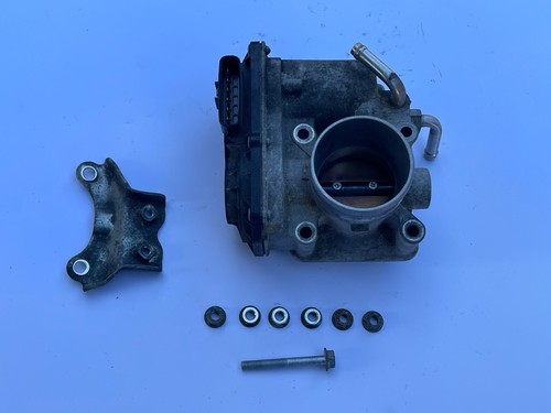 Toyota yaris oem - 07-12,