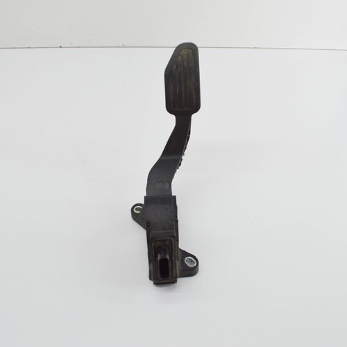 Toyota yaris xp130 - xp130, accelerator